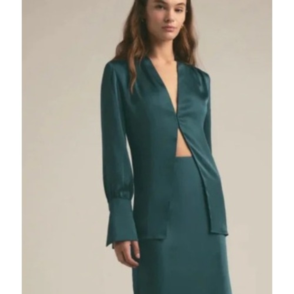Favorite Daughter Izzy Top Emerald Green Satin Long Sleeve Blouse Small NEW